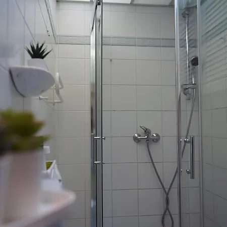 - 6 People - 3 Bedrooms - Wi-fi - Smart-tv *