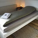 - 6 People - 3 Bedrooms - Wi-fi - Smart-tv Апартаменти *