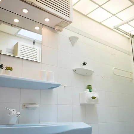 Xl - Free Parking - 6 People - 4 - Wifi - Kitchen * Bremen