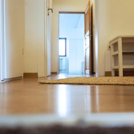 Xl - Free Parking - 6 People - 4 - Wifi - Kitchen Apartment