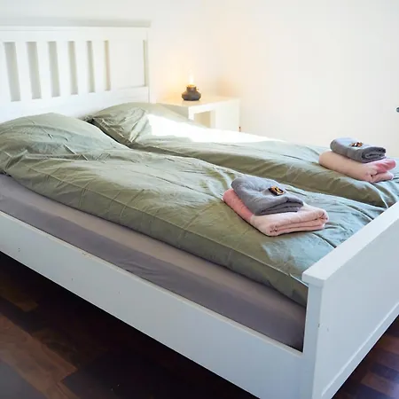 Xl - Free Parking - 6 People - 4 - Wifi - Kitchen Apartment *